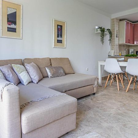 797 Holiday Rentals- Duplex Para 7 En La Carihuela A 1 Min De La Playa Торремолинос Экстерьер фото