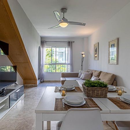 797 Holiday Rentals- Duplex Para 7 En La Carihuela A 1 Min De La Playa Торремолинос Экстерьер фото
