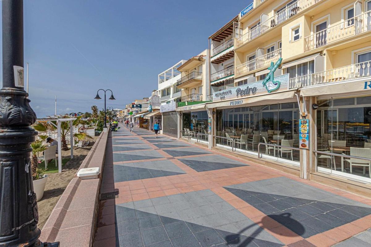 797 Holiday Rentals- Duplex Para 7 En La Carihuela A 1 Min De La Playa Торремолинос Экстерьер фото
